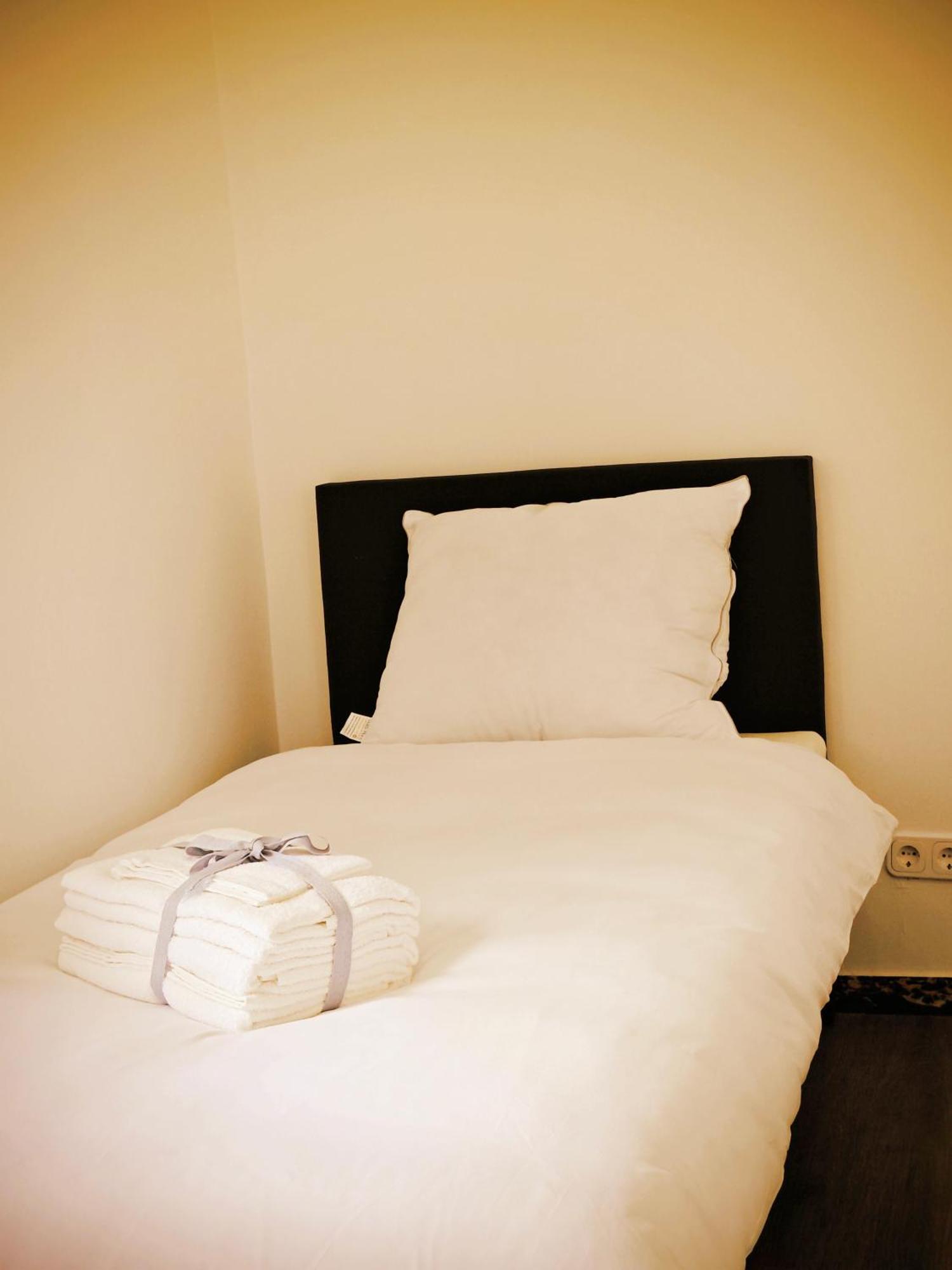 Jakz Hotel هيرتين المظهر الخارجي الصورة