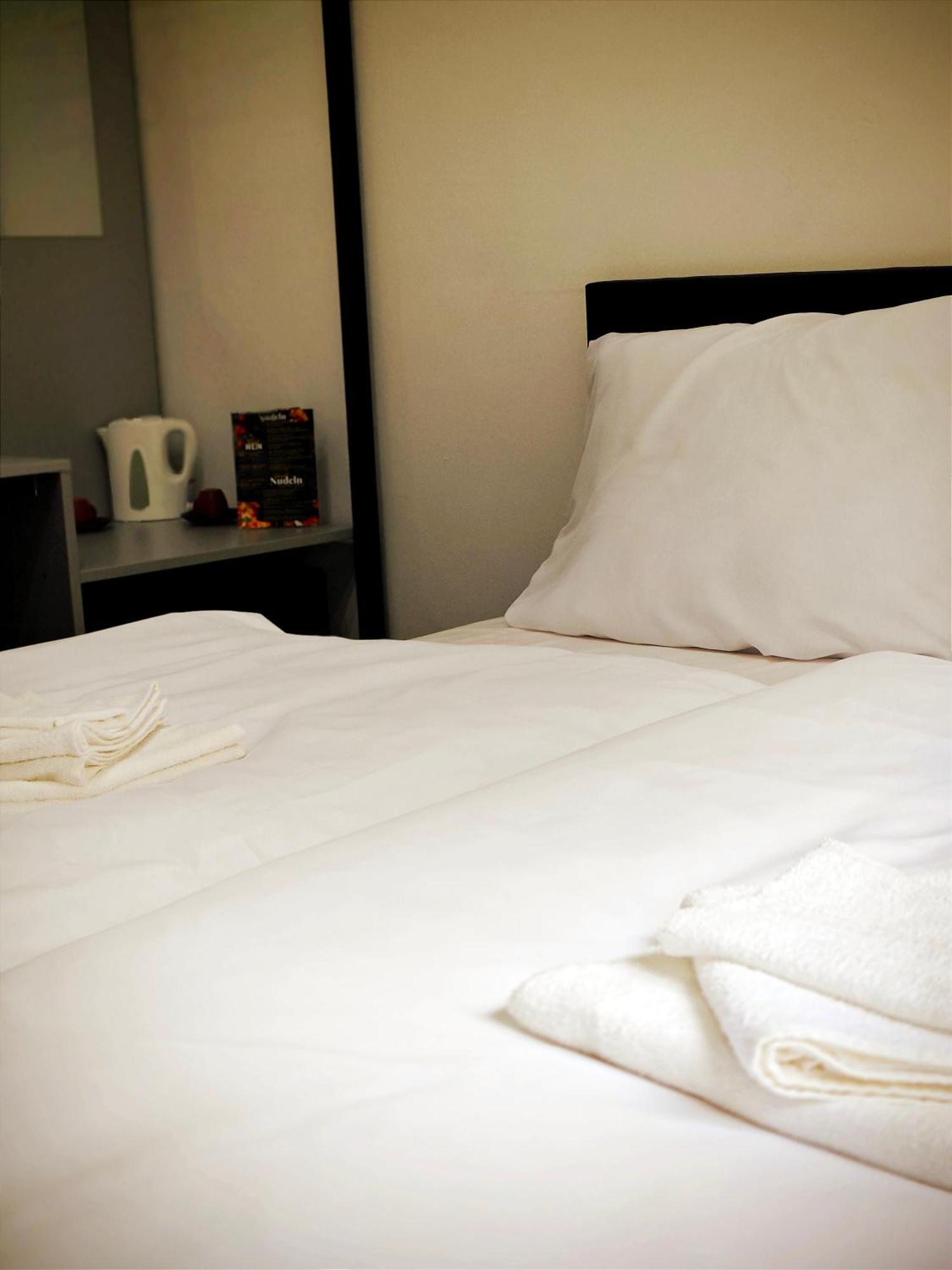 Jakz Hotel هيرتين المظهر الخارجي الصورة